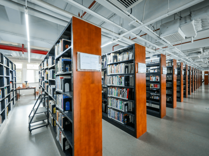 图书馆塑胶地板