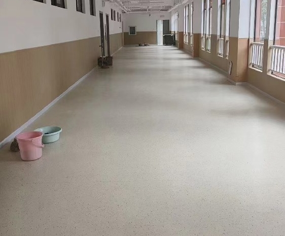 大巨龙PVC地板打造安全、环保、舒适的校园环境