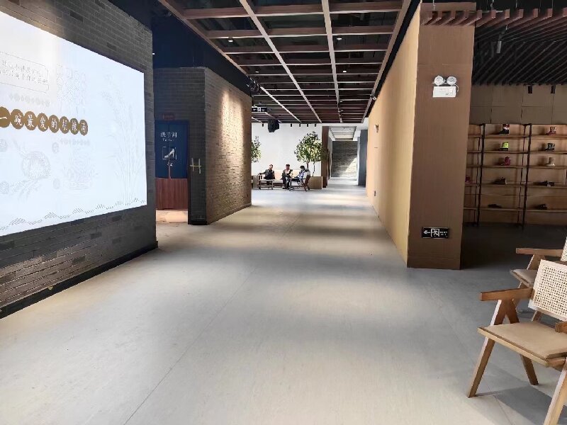 Daju Long Directional Homogeneous Flooring