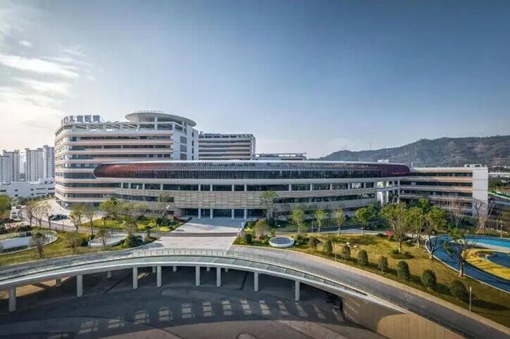 福州儿童医院院区改造 儿童专科医院专用同质透心防滑抗菌地板