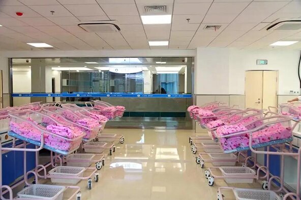 同质透心医用 PVC 地板​