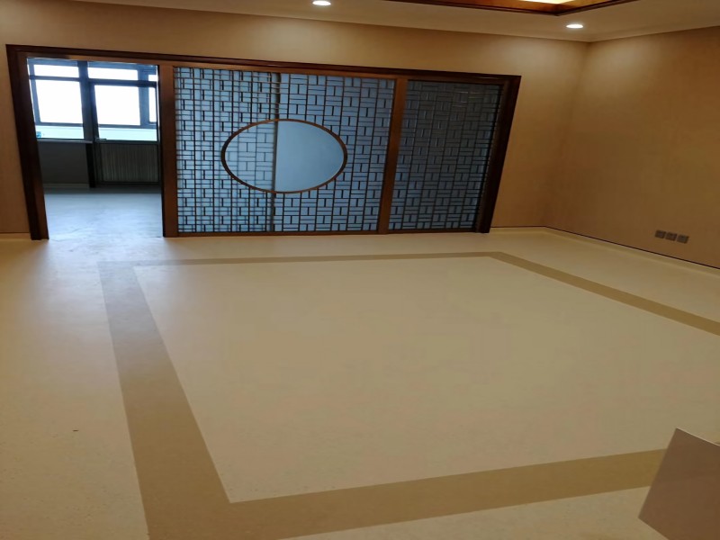 什么是同质透心地板？大巨龙同质透心PVC地板优势