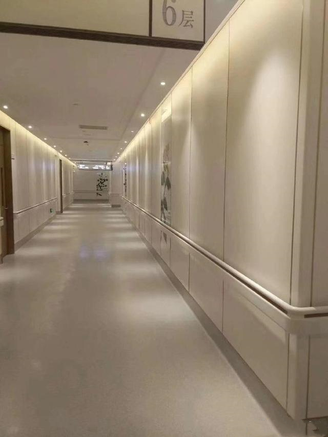大巨龙塑胶地板